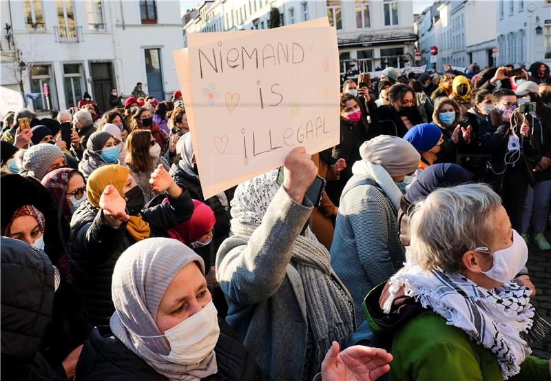 BELGIUM MIGRATION DEMONSTRATION FOR REGULARIZATION