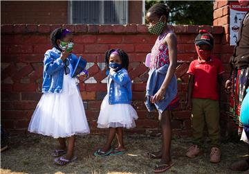 Deset milijuna djece moglo bi stupiti u brak u uvjetima pandemije - Unicef