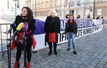 Konferencija za medije sindikata žena na Trgu sv. Marka