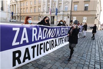 Konferencija za medije sindikata žena na Trgu sv. Marka