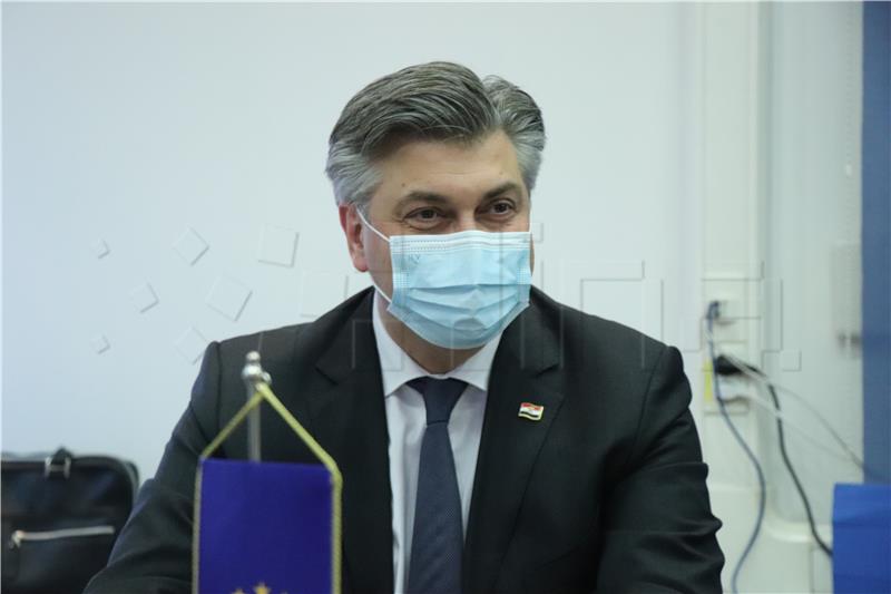 Plenković: Žene su radom i zalaganjem obitelji i društvo učinile boljima