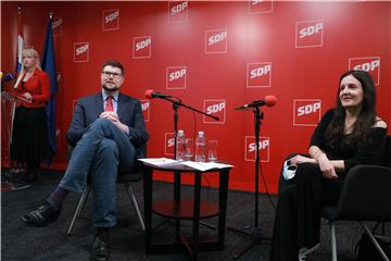 Međunarodni dan žena SDP obilježio multimedijalnim projektom "Od5Do95"