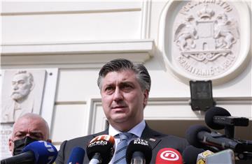 Plenković: Sve osim poštivanja zakona je politiziranje