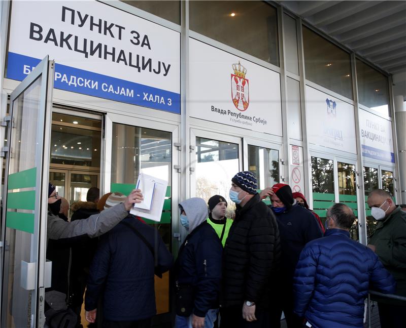 Serbia sees spike in COVID numbers, doctors urge lockdown