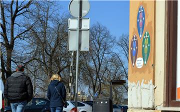 Street art: Na oštećenim sisačkim zidovima osvanuli "isjcjeljitelji"