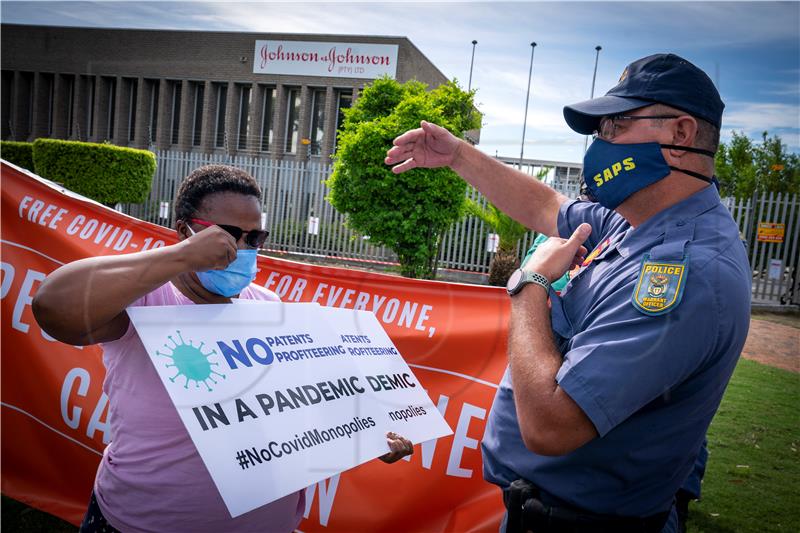 SOUTH AFRICA PANDEMIC CORONAVIRUS VACCINE PROTEST