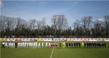 Petrinja: Uefin humanitarni susret nogometnih legendi Hrvatske i Slovenije