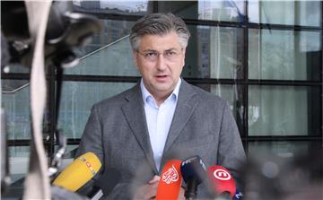 Premijer Plenković posjetio izložbu stripa u MSU