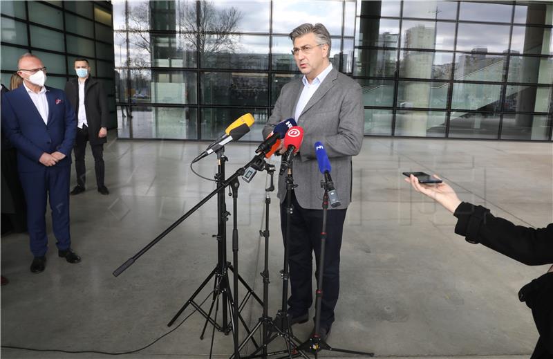 Plenković: Croatia dissatisfied with pace of vaccine distribution