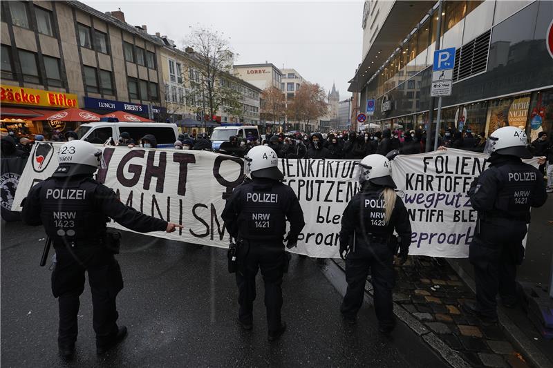 Protivnici mjera za suzbijanje pandemije okupili se u njemačkim gradovima