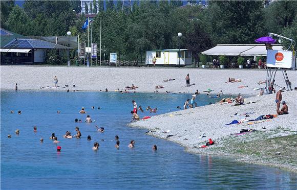 Kupališna sezona na Bundeku i Jarunu od 1. lipnja do 15. rujna