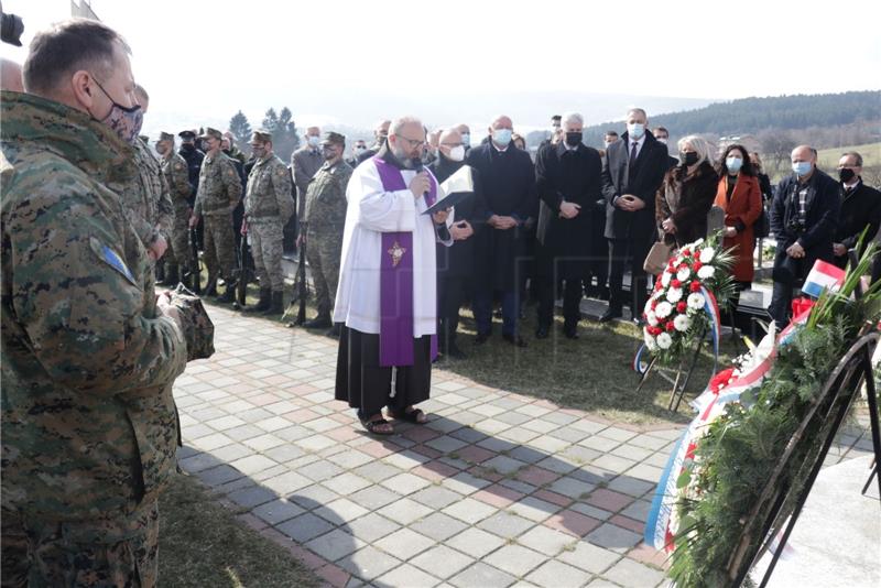 Posljednji ispraćaj četvorice pripadnika HVO-a u Bugojnu