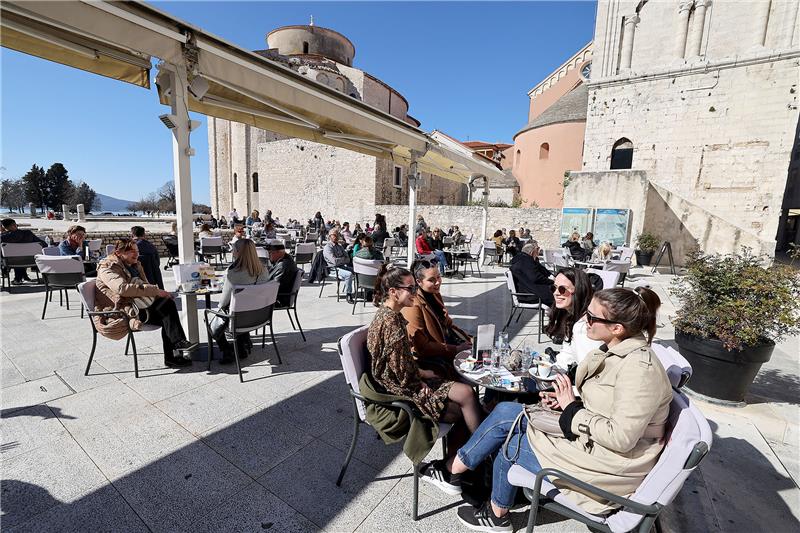 Stožer RH objavio Uputu o pojačanom nadzoru i mjerama za pripremu turističke sezone