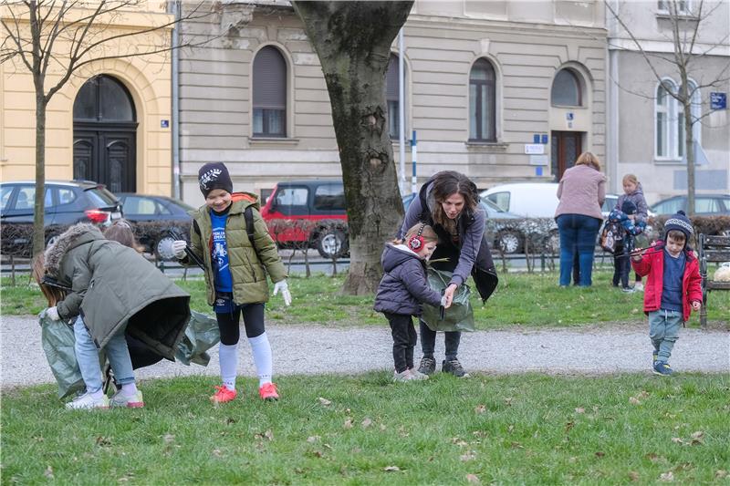 Obilježen Dan očeva