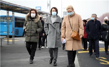 Pavičić Vukičević obišla novouređeni ZET-ov terminal na Črnomercu