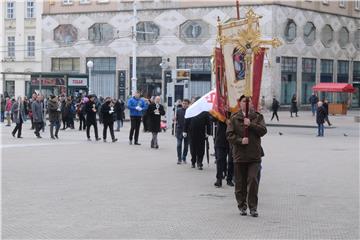 U Zagrebu korizmena procesija od Katedrale do Rokova perivoja