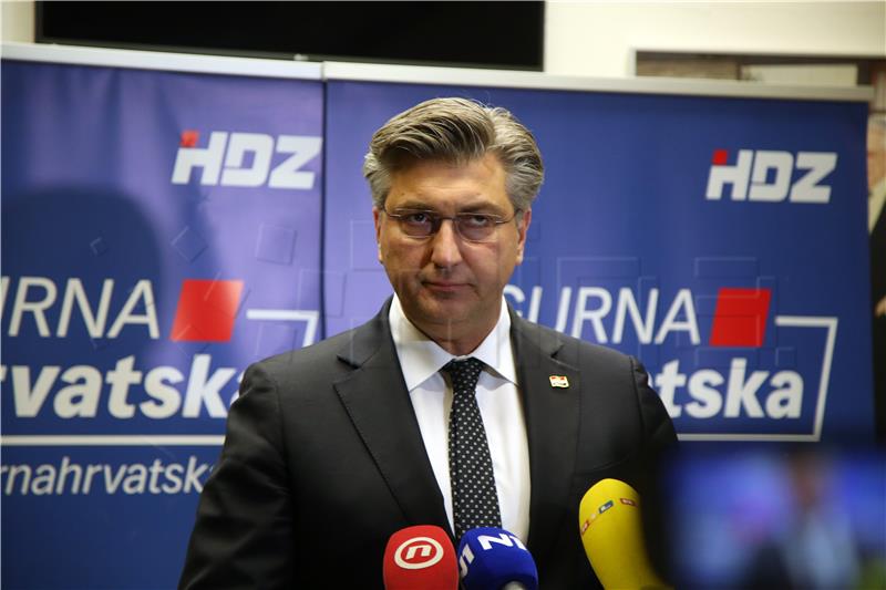 Dolazak i izjave uoči predsjedništva HDZ-a