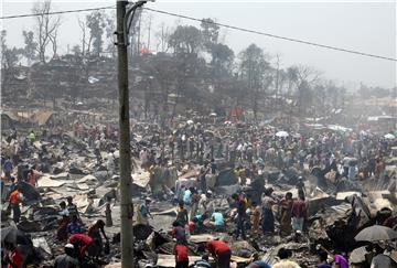 epaselect BANGLADESH FIRE REFUGEES ROHINGYA CAMP AFTERMATH