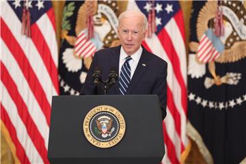 Biden: 200 milijuna doza cjepiva protiv covida-19 u prvih sto dana