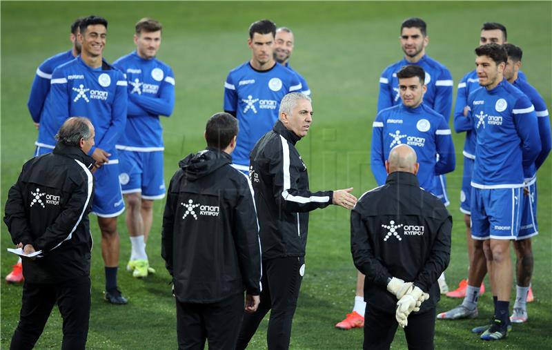 Trening ciparske nogometne reprezentacije na Rujevici