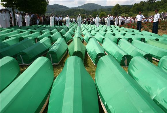 EU kritički o crnogorskom ministru koji relativizira Srebrenicu