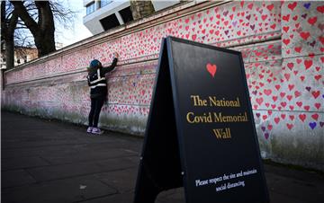 BRITAIN CORONAVIRUS NATIONAL COVID MEMORIAL WALL