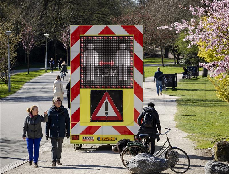 Porast novozaraženih u Nizozemskoj i Švedskoj