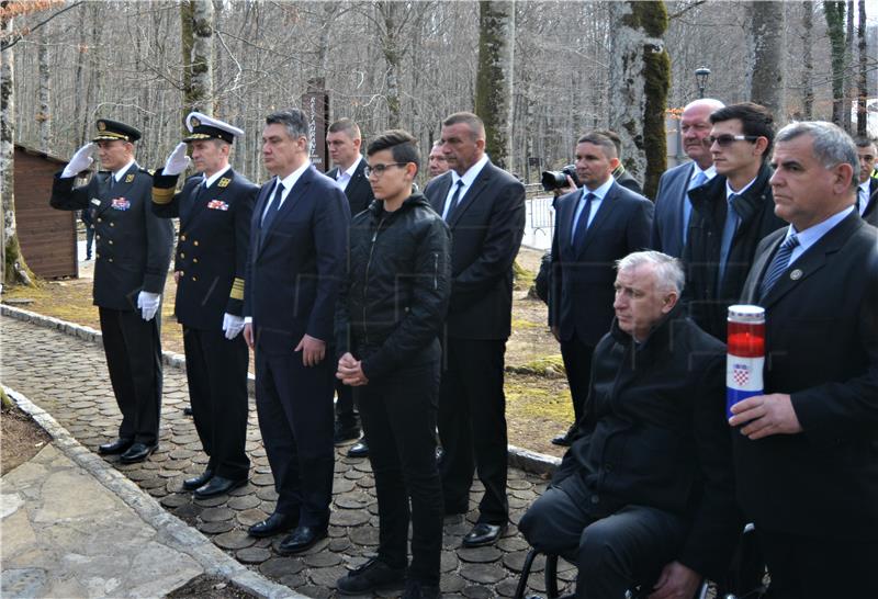 Milanović položio vijenac ispred Spomen obilježja Josipu Joviću