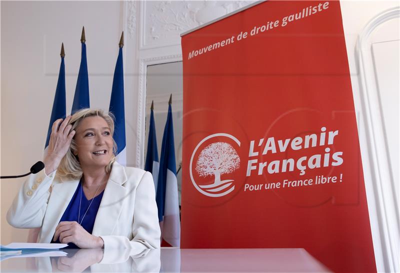 Marine Le Pen povući će se s čela stranke zbog predsjedničkih izbora 2022. 