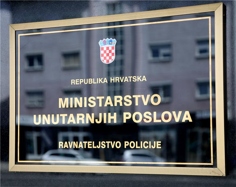 Bavarian police donate IT and office equipment to Croatian colleagues