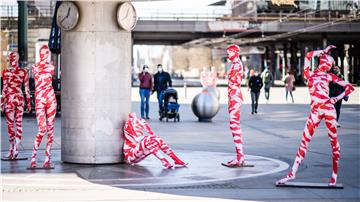 GERMANY SCULPTURE PANDEMIC COVID19 CORONAVIRUS