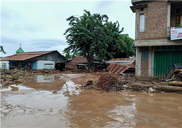 INDONESIA FLASH FLOOD