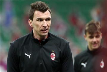 Ibrahimović ostaje, Mandžukić upitan, Calhanoglu pred vratima Juvea