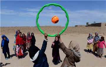 AFGHANISTAN DISPLACED CHILDREN