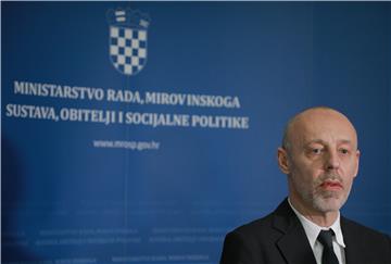 Ministar Aladrović s predstavnicima socijalnih radnika i psihologa