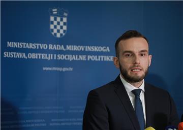 Ministar Aladrović s predstavnicima socijalnih radnika i psihologa