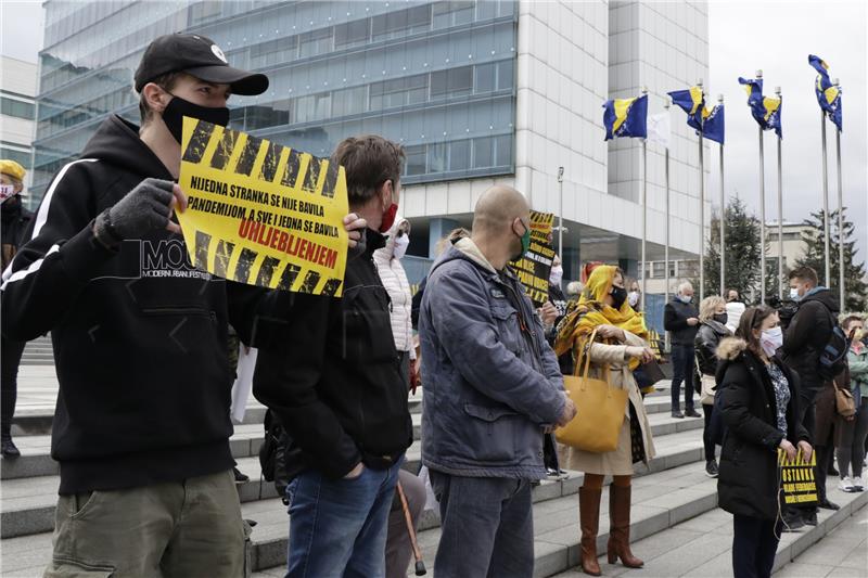 Sarajevo: Prosvjedi protiv vlasti zbog lošeg upravljanja pandemijom