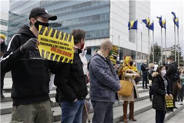 Sarajevo: Prosvjedi protiv vlasti zbog lošeg upravljanja pandemijom