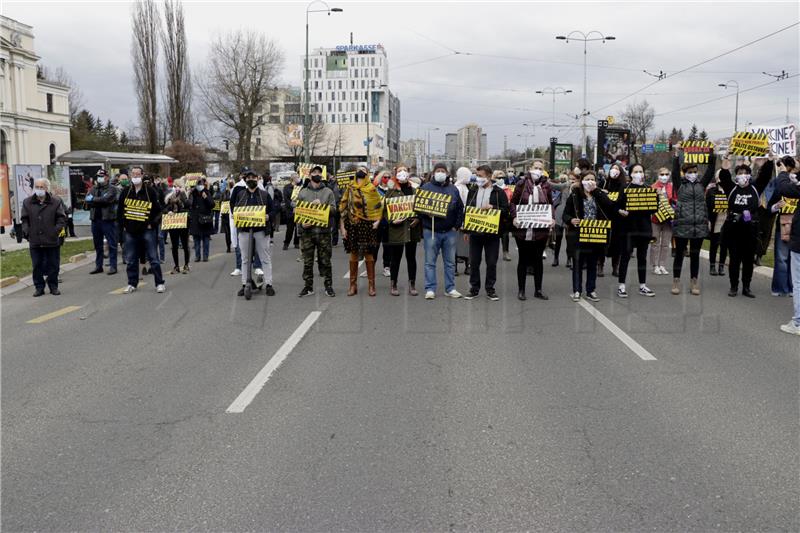 Sarajevo: Prosvjedi protiv vlasti zbog lošeg upravljanja pandemijom