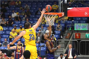 Pobjeda Maccabi Tel Aviva, 13 koševa Žižića, a 12 Bendera