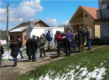 Austrijska udruga gradnjom kuća pomaže potresom pogođenim obiteljima