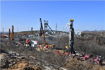 U kineskom rudniku ugljena nakon poplave zarobljen 21 rudar