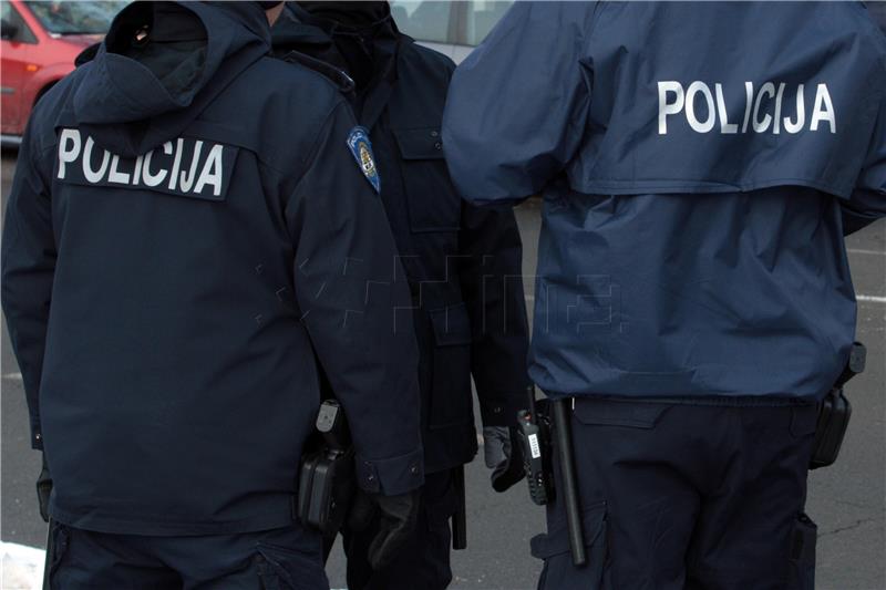 Policija: Zaprimili dojave o okupljanju u Varšavskoj, izvijestit ćemo Inspektorat