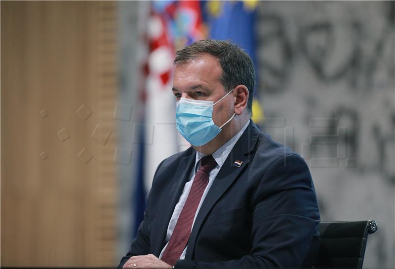  Beroš: 230 COVID-19 patients admitted to hospitals in last 24 hours