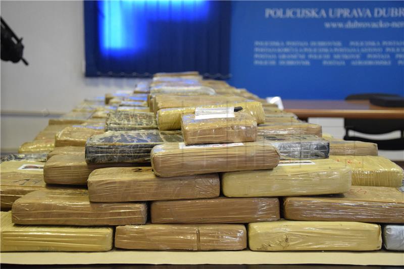 575 kilogrammes of cocaine seized in southern Croatian seaport