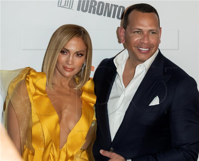 Slavni par J.Lo i A-Rod prekinuo jer "bolje funkcioniraju kao prijatelji"