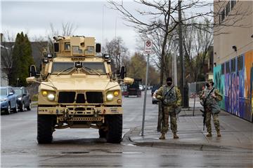 Osam osoba ubijeno u pucnjavi u Indianapolisu, napadač izvršio samoubojstvo