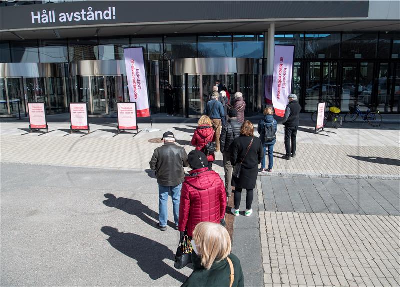 U Švedskoj se svakodnevno bacaju stotine doza AstraZenece