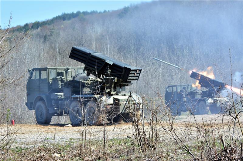 Artillery fire drill held as part of "Stability 21" exercise in Slunj