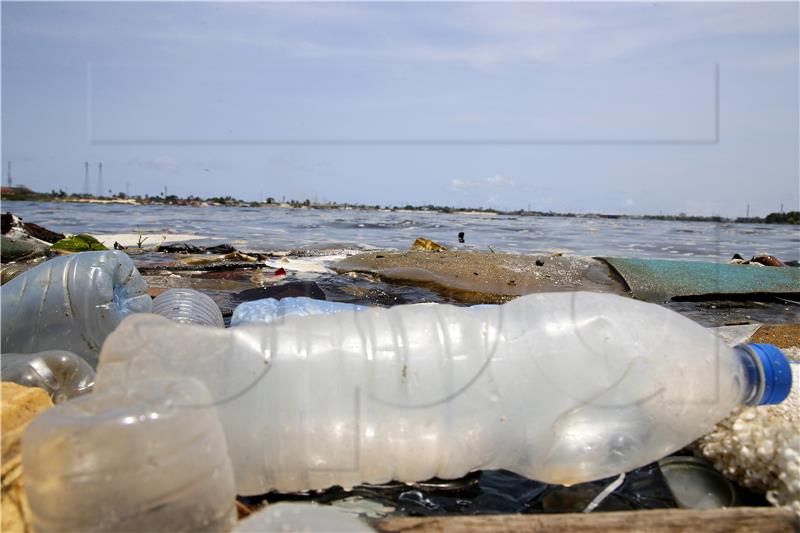 IVORY COAST POLLUTION PLASTIC WASTE